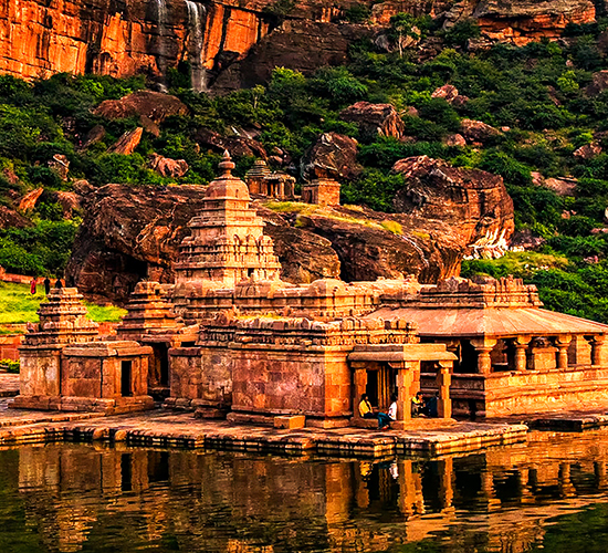 Badami Cave Temples(Karnataka)